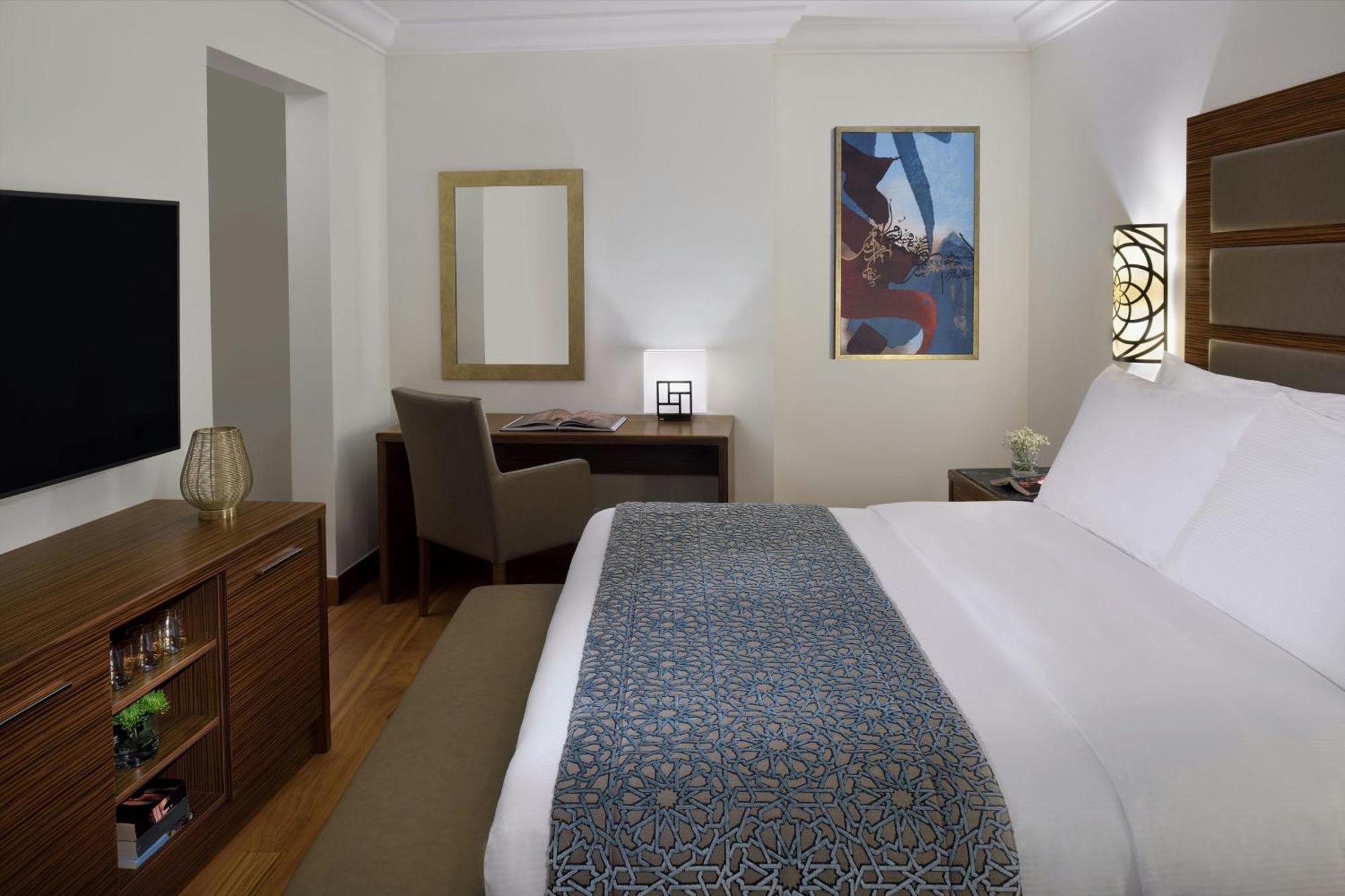 Marriott Executive Apartments Al Khobar Exterior foto A guest room at the Four Seasons Hotel